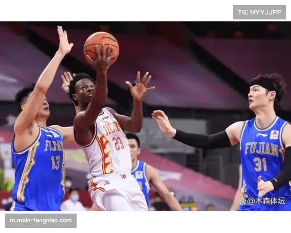 吉林东北虎外援摩尔得分爆炸 个人能力带动球队整体进攻